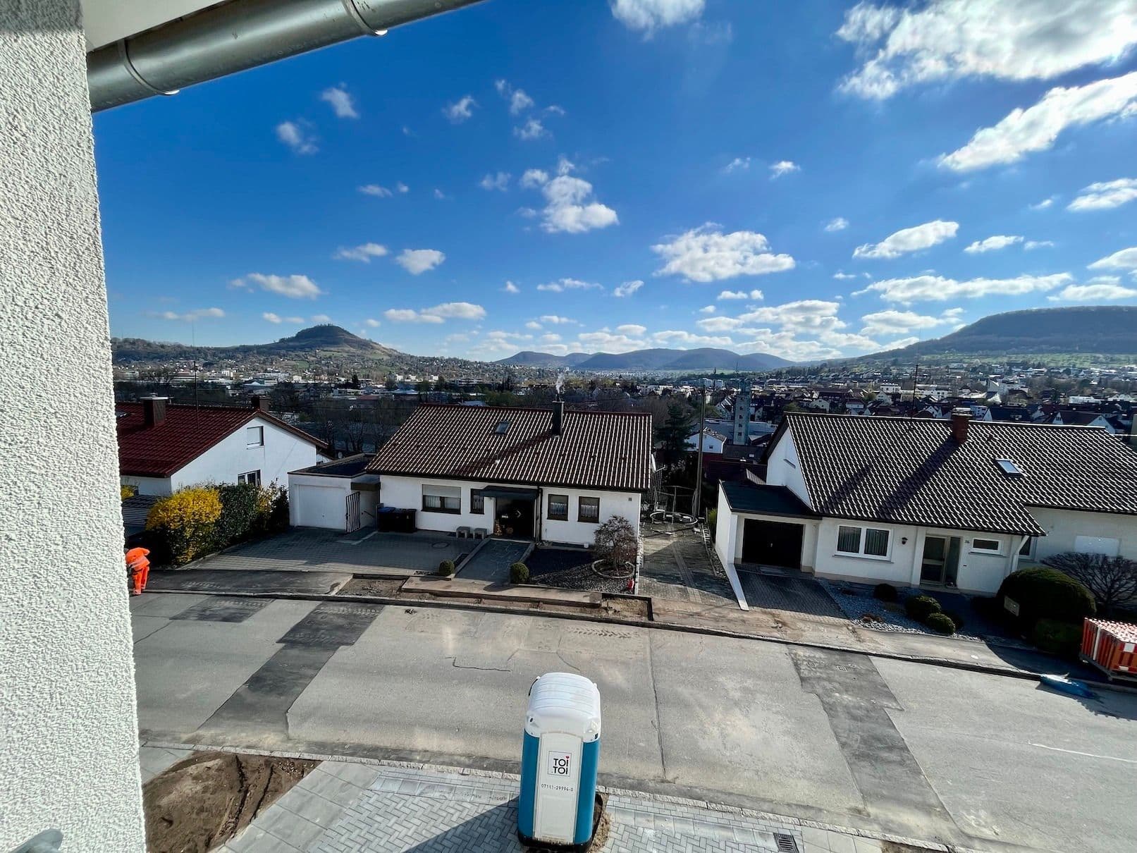 Reihenhäuser Pfullingen, Schloßgartenstraße – Ausblick von den fertiggestellten Häusern